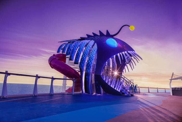 Royal Caribbean International, Symphony of the Seas, Ultimate Abyss 2, JordanDani.jpg